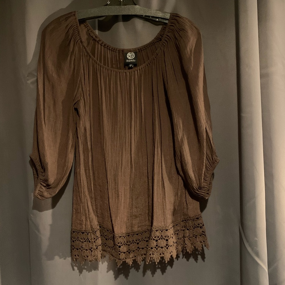 Bobeau. Size Large
